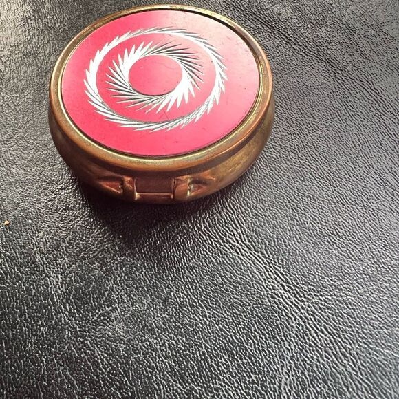 Vintage Red Pill Box - Picture 6 of 7